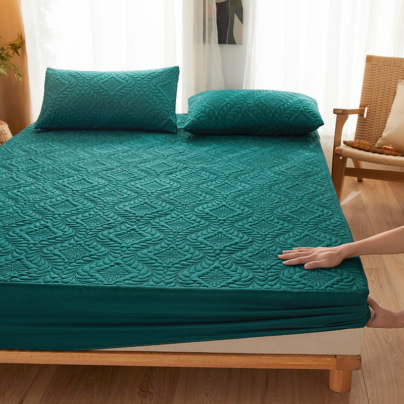 Waterproof Quilted Mattress Protector Breathable Mattress Cover