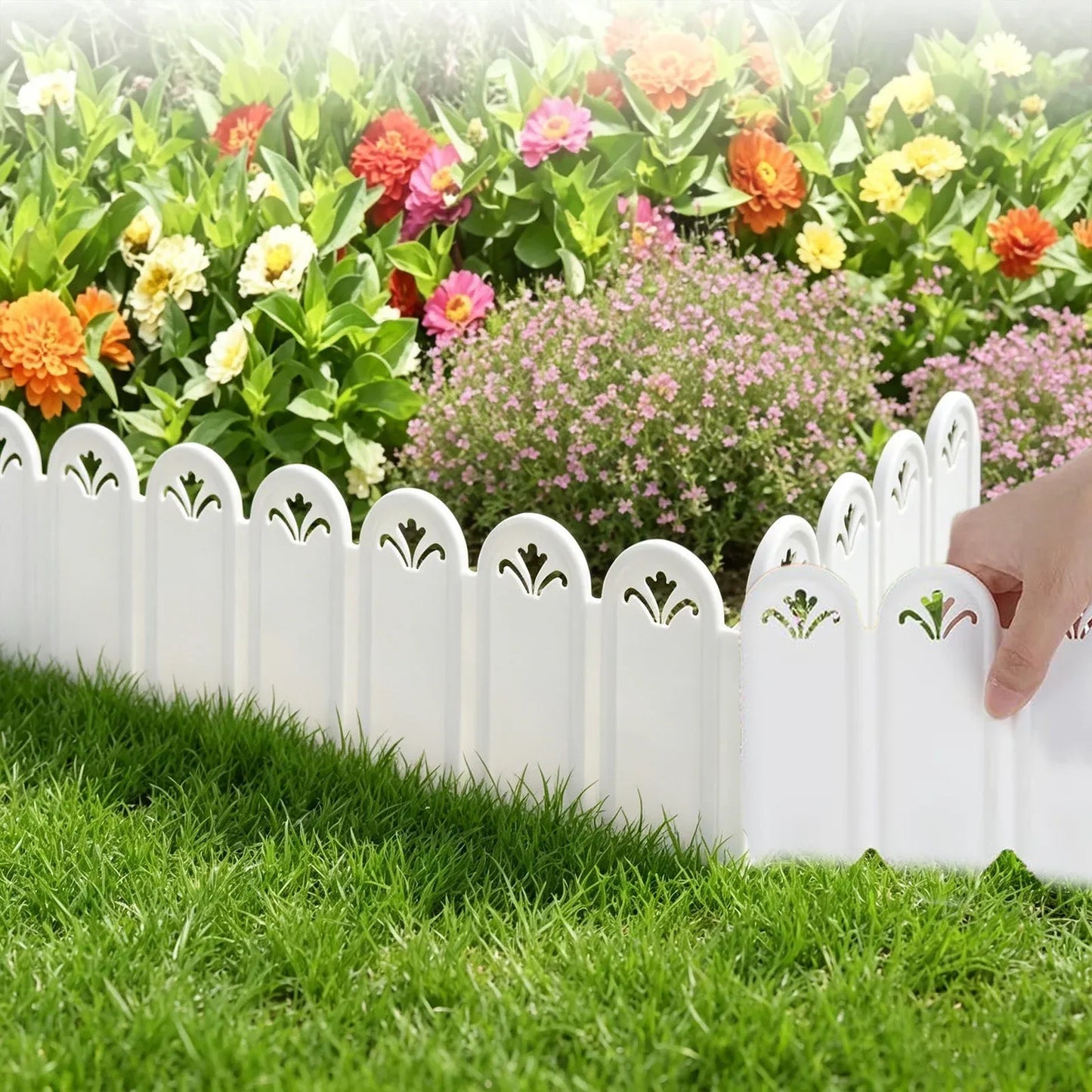5 Pack Plastic Garden Fence Edging, Decorative Picket Border for Lawn Flower Bed and Yard, 8 x 5.9 in